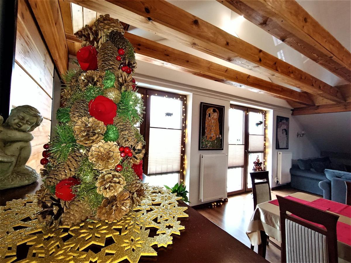 Barytowy Apartament Tarnowskie Gory Bagian luar foto