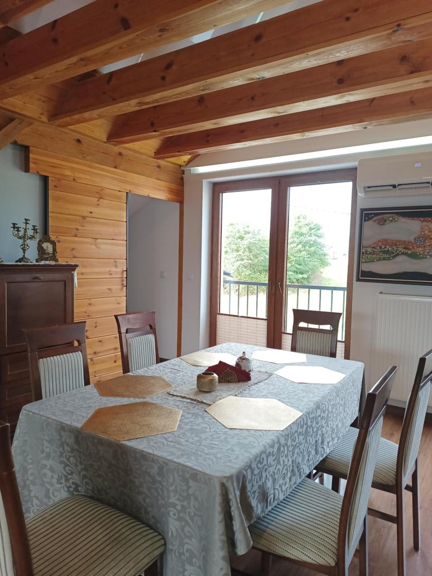 Barytowy Apartament Tarnowskie Gory Bagian luar foto