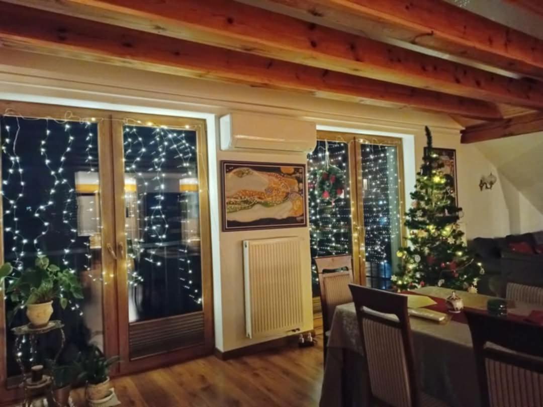 Barytowy Apartament Tarnowskie Gory Bagian luar foto